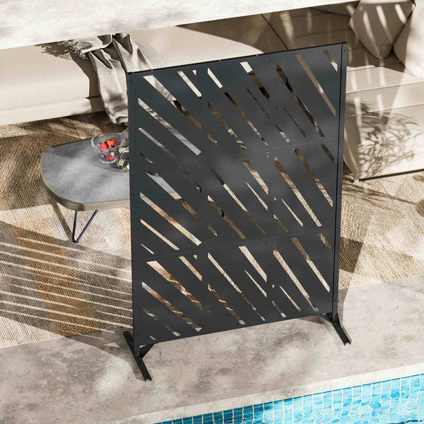 4'x6' Metal Outdoor Privacy Screen with Decorative Pattern