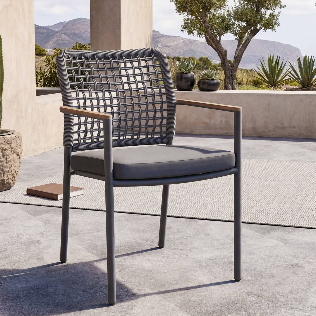 Riviera Outdoor-Esszimmerstuhl aus geflochtenem Aluminium