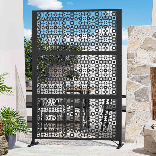 4x6 Metal Outdoor Privacy Screen with Decorative Pattern