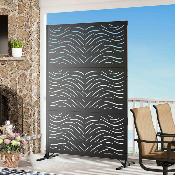 4'x6' Metal Outdoor Privacy Screen with Decorative Pattern