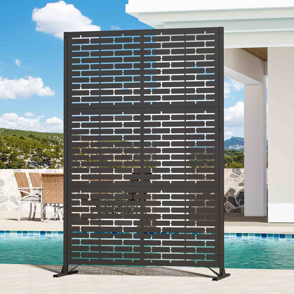 4'x6' Metal Outdoor Privacy Screen with Decorative Pattern